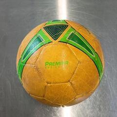 0601-084 リベルタ サッカーボールの画像