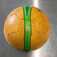 0601-084 リベルタ サッカーボールの画像