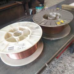 【他でも出品中】Panasonic 三相２００v　半自動溶接機　YD-190SL6 お得なワイヤー付きの画像