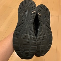 スニーカー（プーマ）の画像