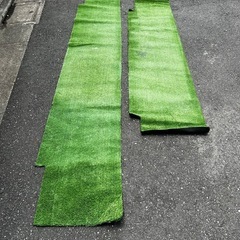 【無料で差し上げます】人工芝カーペット