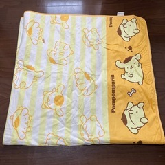 ポムポムプリンのカーペット の画像