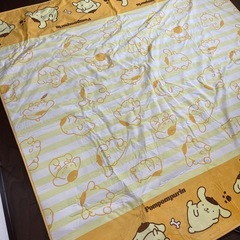 ポムポムプリンのカーペット の画像