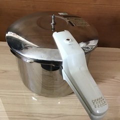 アサヒ軽金属　圧力鍋　オモリなし