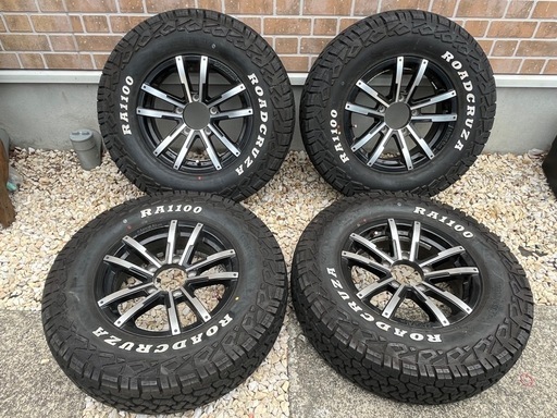 ジムニー　タイヤ•ホイール　215/85R16 バリ溝！