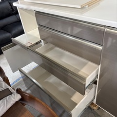 値下げしました❗️配達可【食器棚】クリーニング済み【管理番号10106】町の画像