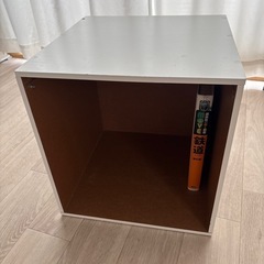 35cm×35cm　白いラック