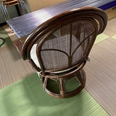 天然籐　回転チェア　コメリ製　中古の画像