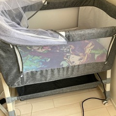 【美品】ベビーベッド