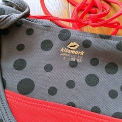 ★レッド★　KISS MARK  スポーツウェア　Sの画像