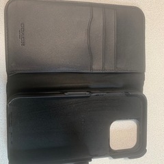 COACH  iPhone15𝐩𝐫𝐨 𝐦𝐚𝐱カバーの画像