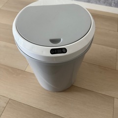 電動開閉ゴミ箱