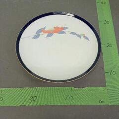 0601-050 香蘭社　大皿　リンドフィールド　椿