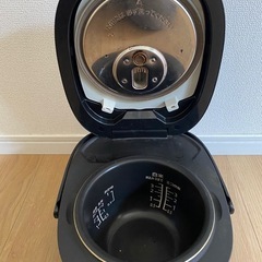 炊飯器　3合炊き
の画像