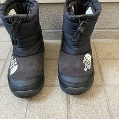 ノースのスノーブーツです。