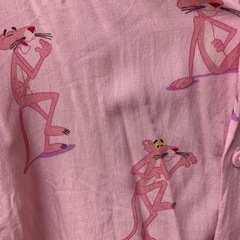 ピンクパンサーアロハシャツ　レーヨン半袖シャツの画像