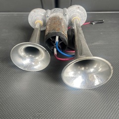 電子ホーン|ポンプヤンキーホーン 12V トラック用品 軽自動車 軽トラック用 トラック サウンドパーツ ホーン 電子 ラッパ ポンプ ヤンキー 12Vの画像