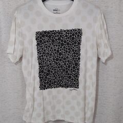 【used】　 【正規品】　MoMA ユニクロ　草間彌生　Tシャ...