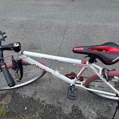 GRAPHIS クロスバイク ホワイト×ピンク ※手渡しのみとなっております GRAPHIS（自転車） 子供用自転車 クロスバイク 購入特典 ライト