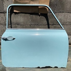 ミニクーパー　右ドア　窓ガラス付き