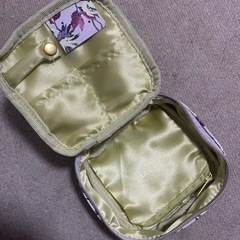 FRAY.I.Dのアクセサリーケースです☺️の画像