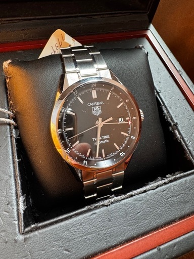 【新品】タグホイヤー　カレラツインタイム　自動巻GMT