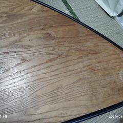 三角　テーブル　2個で500円　の画像