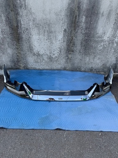 ヴェルファイア30系後期　モデリスタ