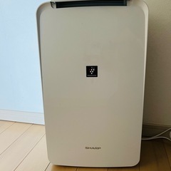 ほぼ新品！⭐︎SHARP 除湿乾燥機 2021年製⭐︎衣類乾燥機　　　