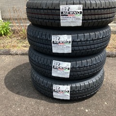 未使用のタイヤ売りますの画像