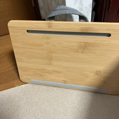 角度をつけて作業をするだいの画像