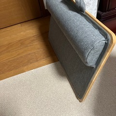 角度をつけて作業をするだいの画像