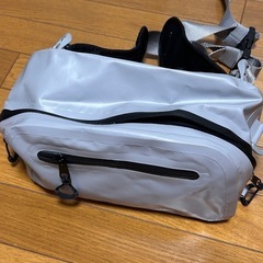 ウエストバッグ
