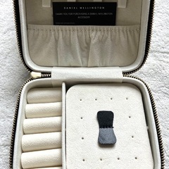 【新品】ダニエル ウェリントン ジュエリーボックスの画像