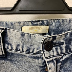 デニムパンツの画像