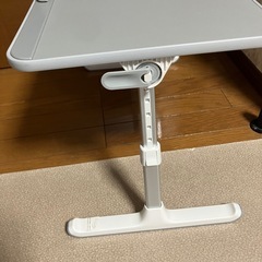 美品　小さな勉強机　作業だいの画像