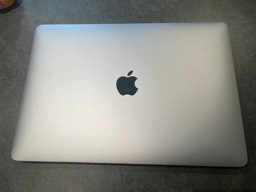 Apple MacBook Air（M1,2020）A2337