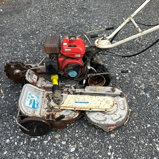 スーパーウイングモア　2WD　自走式草刈り機