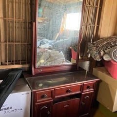 鏡台