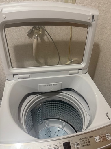 洗濯機（５回使用。ほぼ新品）