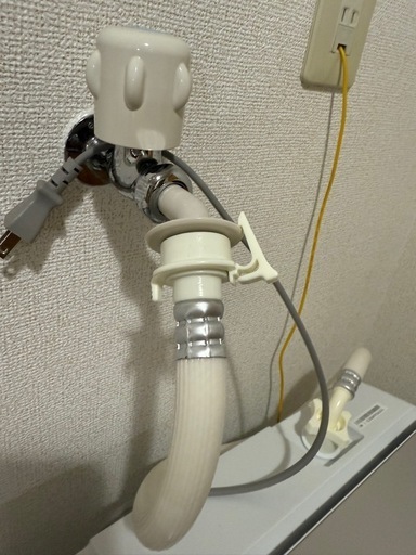 洗濯機（５回使用。ほぼ新品）