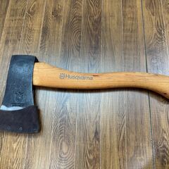 ハスクバーナ・ゼノア 手斧 スウェーデン製 カバー付き 長さ38cm