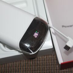 ワイヤレス給電対応モバイルバッテリー MagSafe･PD対応 iPhone15/16に 未使用品の画像