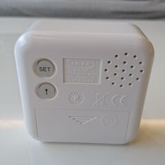 ※当選者様とお話し中※【無料】【美品】【全国発送可能】IKEA（イケア）KLOCKIS （クロッキス）ホワイト 時計／温度計／アラーム／タイマーの1台4役 定価399円のお品物の画像