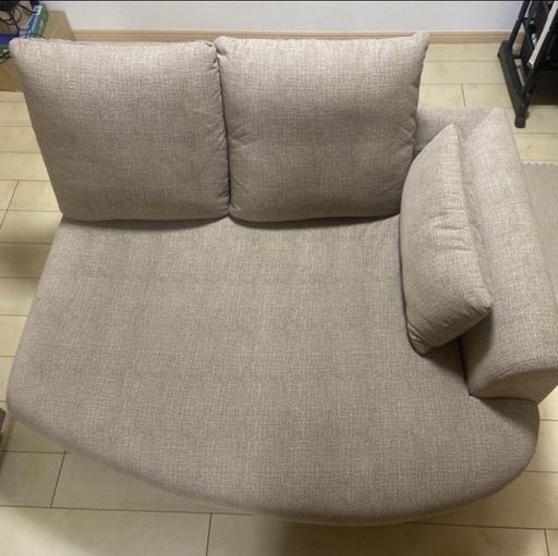 値下げしました！！カウチソファー【美品】、今月中に受け渡しできなければショップ持ち込み