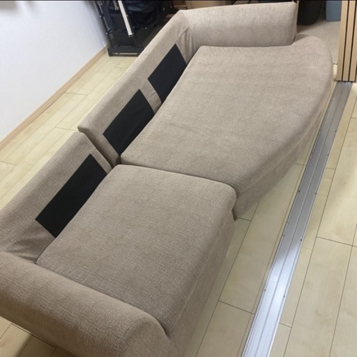 値下げしました！！カウチソファー【美品】、今月中に受け渡しできなければショップ持ち込み
