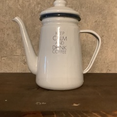 ホーロー　ポット　レトロ　カントリー調　コーヒーポット
