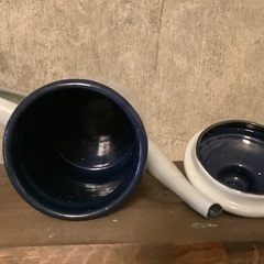 ホーロー　ポット　レトロ　カントリー調　コーヒーポットの画像