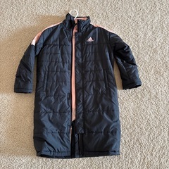 adidas ベンチコート　140
