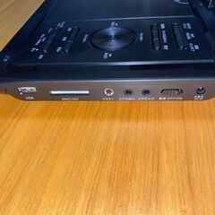 【最終値下げ】Wizz DV-PT930 地デジポータブルDVDプレーヤー 9インチDVD付きの画像
